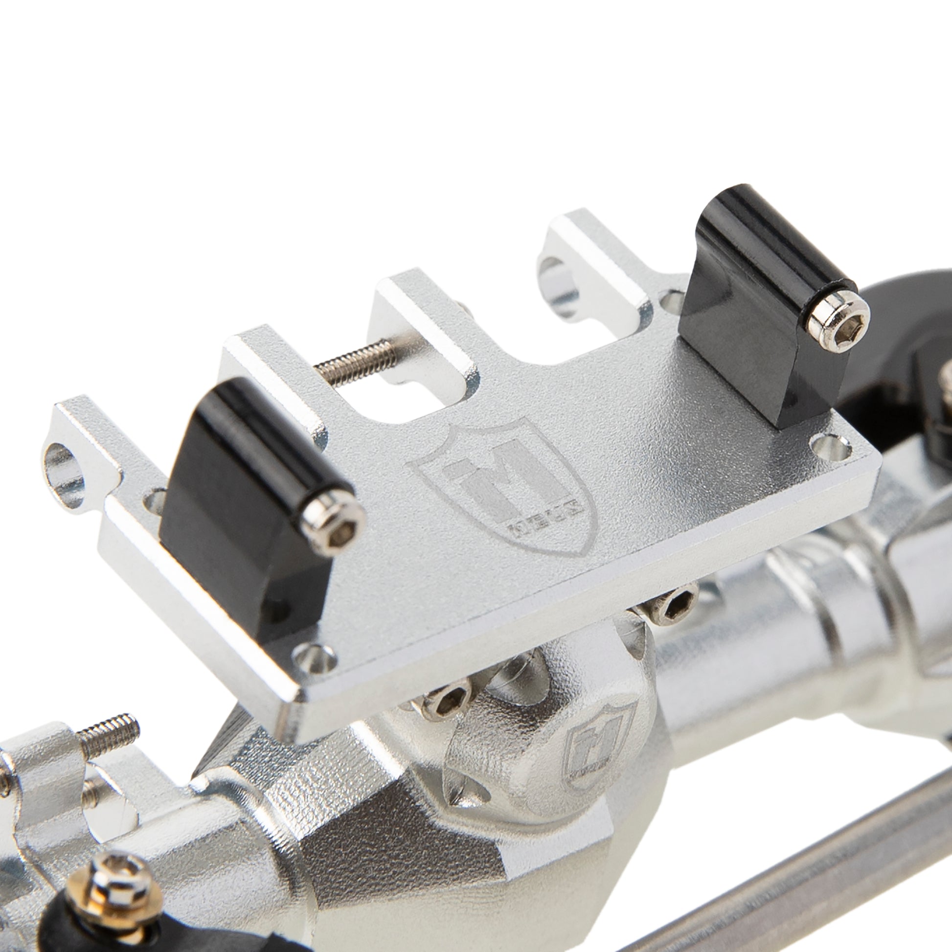 Silver Isokinetic 3-Section CVD Front Axle servo mount for SCX24 